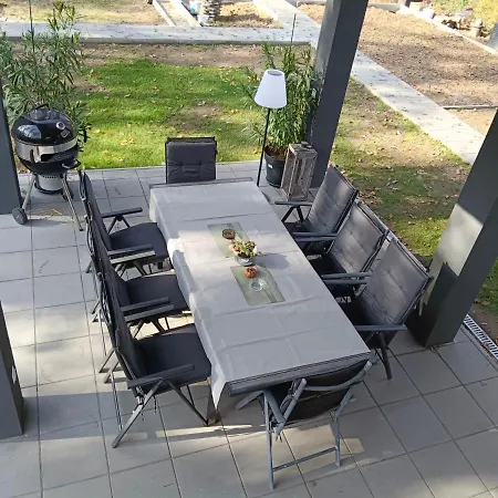 Kocka Na Prizemi Apartment *