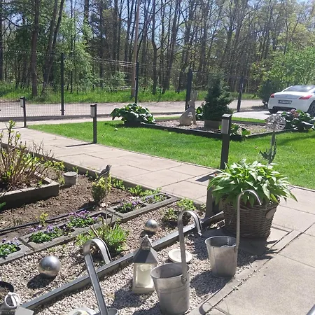 Kocka Na Prizemi Sastin-Straze