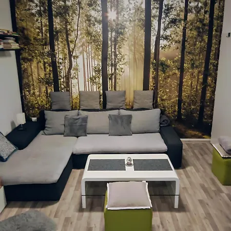 Kocka Na Prizemi Apartman Sastin-Straze