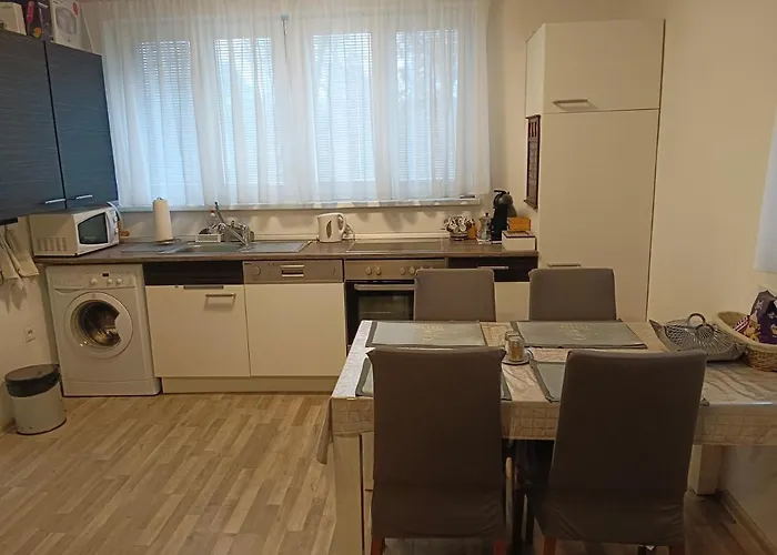 Kocka Na Prizemi Lejlighed