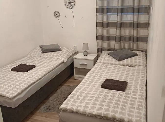 Kocka Na Prízemí Apartmán *