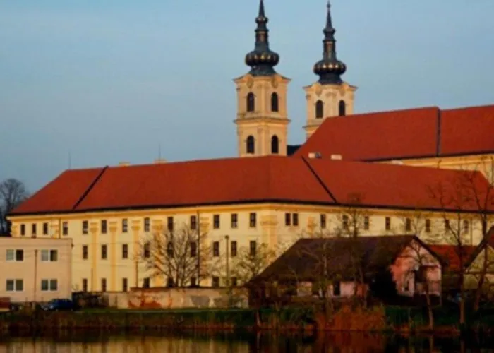 Kocka Na Prízemí Apartmán